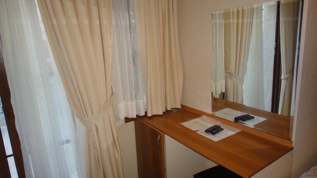 Golden Stone Butik Otel Çeşme Zimmer foto